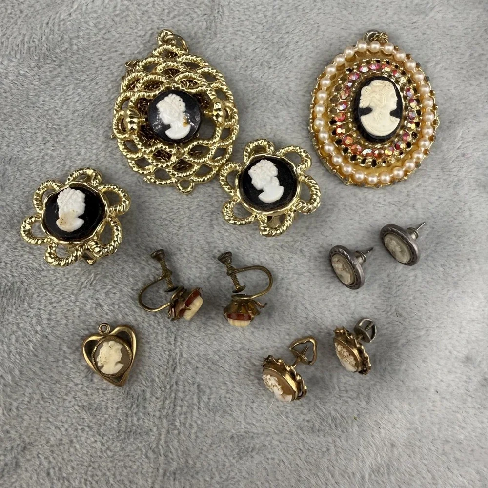 Vintage Cameo Pendant Earrings‎ Lot Screw Back Pierced Gold Tone